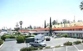 Desert Inn Motel Barstow